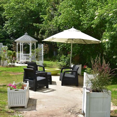Superb Holiday Home Near The Beach Quinéville Εξωτερικό φωτογραφία
