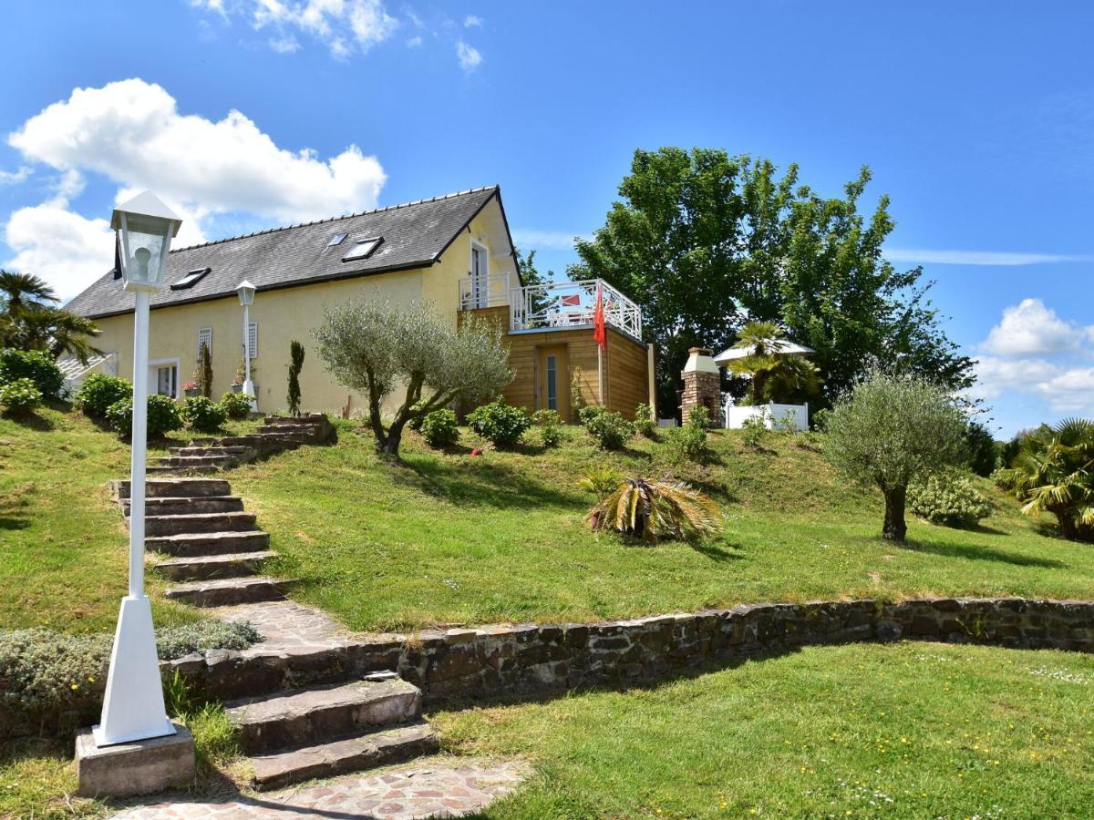 Superb Holiday Home Near The Beach Quinéville Εξωτερικό φωτογραφία